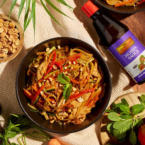 Lee Kum Kee Sweet Hoisin Sauce (Squeezy) 567g