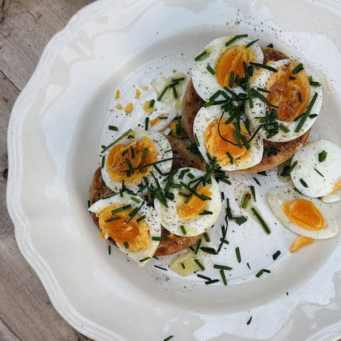 Fresh Crumpets, Made locally, 4 in a pack with eggs