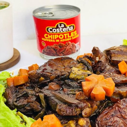 La Costeña Chile Chipotle Peppers 220g prepared in a dish  