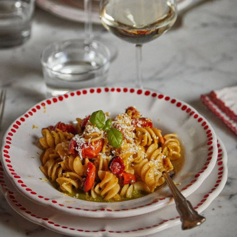 rummo fusillotti N°155 in a dish with tomato sauce 