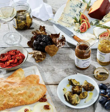 Load image into Gallery viewer, Seggiano Rosemary Handmade Flatbreads 120g
